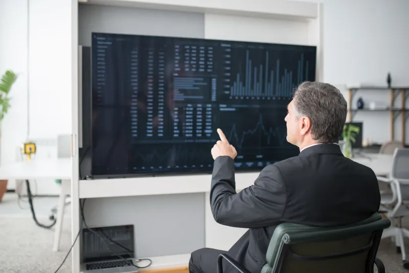 The Paralysis of Precision: How the Pursuit of Perfect Data Is Costing Enterprises the Race